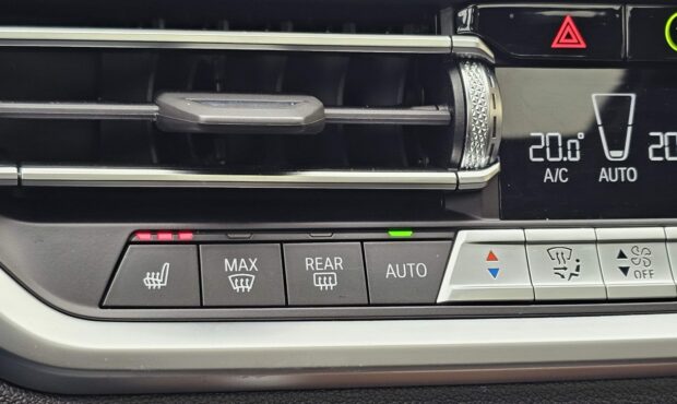 Мініатюра 44 BMW 330i XDrive 2020