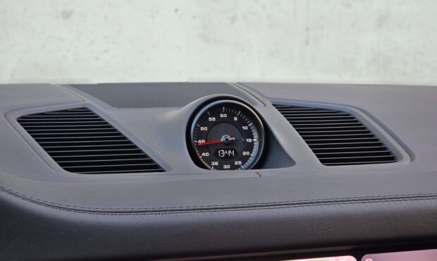 Мініатюра 53 Porsche Cayenne Coupe GTS