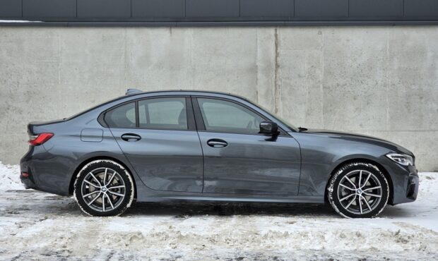 Мініатюра 6 BMW 330i XDrive 2020