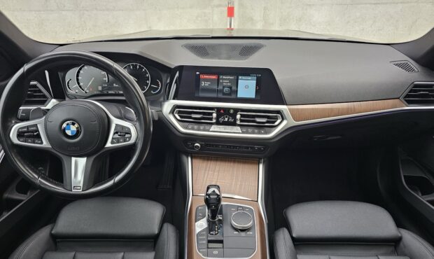 Мініатюра 56 BMW 330i XDrive 2020