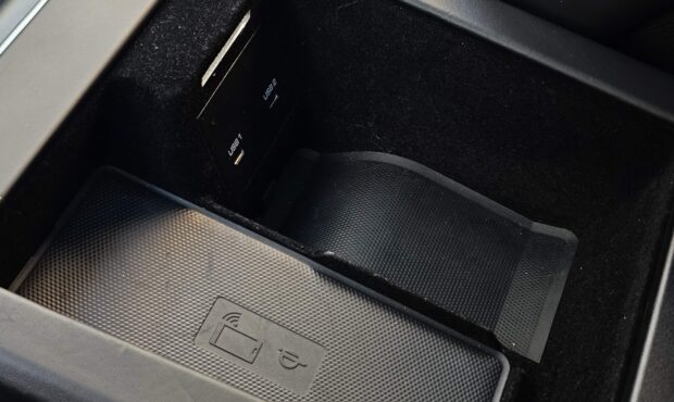 Мініатюра 65 Porsche Cayenne Coupe GTS