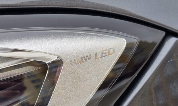 Мініатюра 8 BMW 330i XDrive 2020