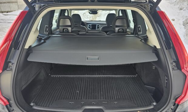 Миниатюра 14 Volvo XC90 2024