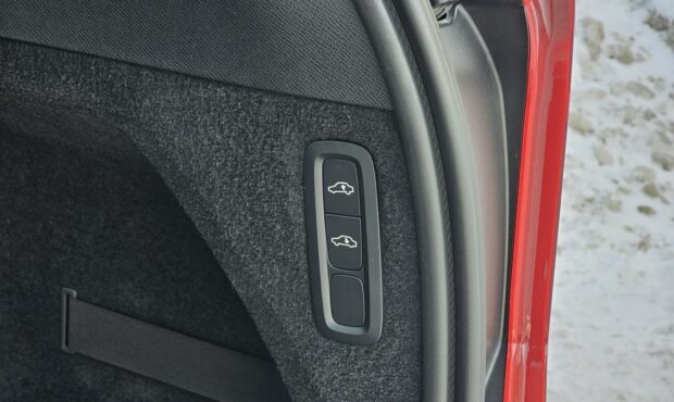 Миниатюра 17 Volvo XC90 2024