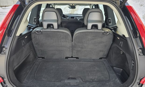 Миниатюра 21 Volvo XC90 2024