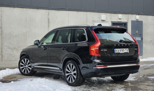 Миниатюра 3 Volvo XC90 2024
