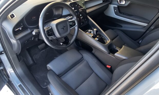 Мініатюра 33 Polestar 2 2022