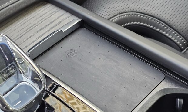 Миниатюра 59 Volvo XC90 2024