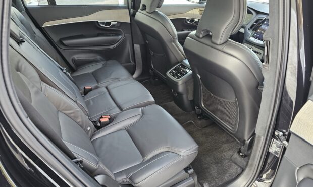 Миниатюра 69 Volvo XC90 2024