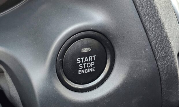 Миниатюра 21 Mazda 3 2.0 2017 Official