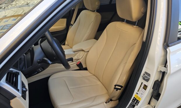 Миниатюра 25 BMW 320 X-Drive 2018