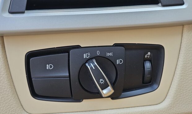 Миниатюра 29 BMW 320 X-Drive 2018