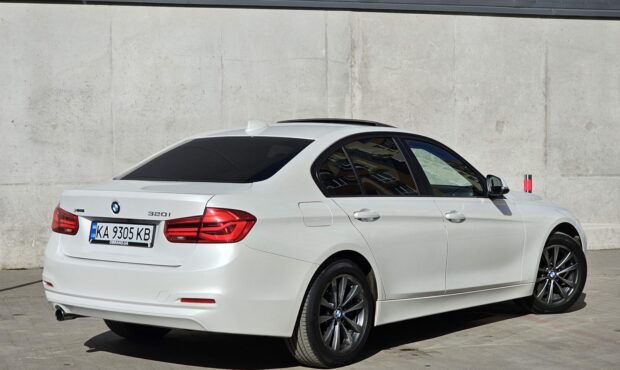 Миниатюра 5 BMW 320 X-Drive 2018