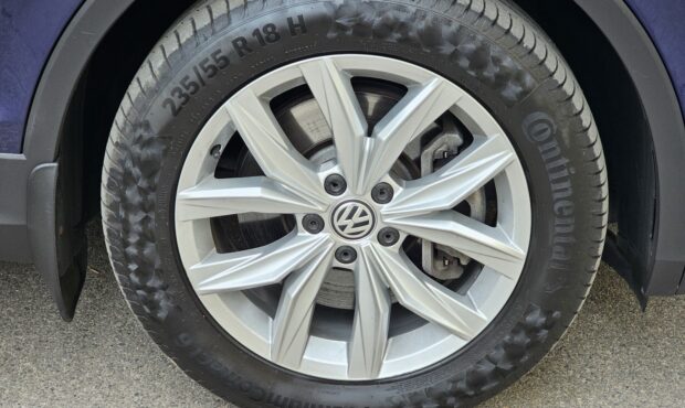 Миниатюра 10 Volkswagen Tiguan 2018