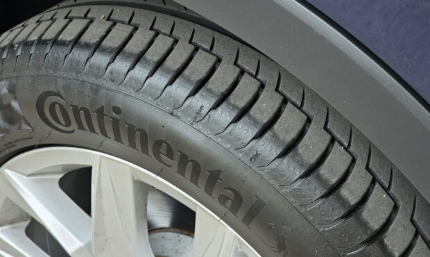 Миниатюра 11 Volkswagen Tiguan 2018