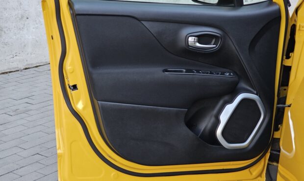 Миниатюра 14 Jeep Renegade 2018