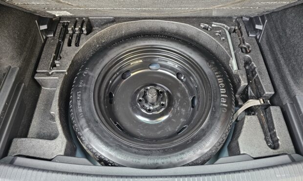 Миниатюра 17 Volkswagen Tiguan 2018