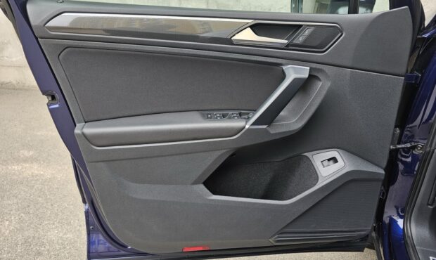 Миниатюра 18 Volkswagen Tiguan 2018