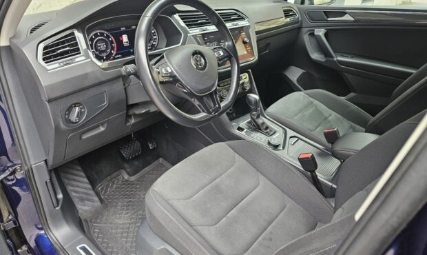 Миниатюра 19 Volkswagen Tiguan 2018