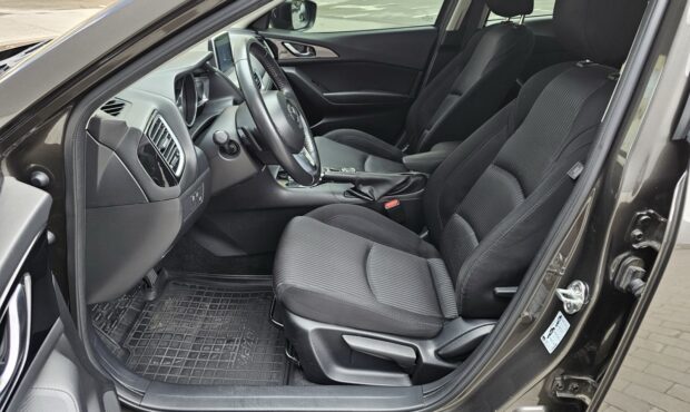 Миниатюра 23 Mazda 3 2016