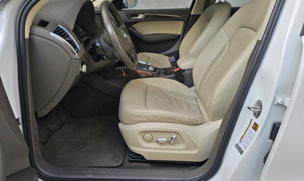 Мініатюра 23 Audi Q5 2016
