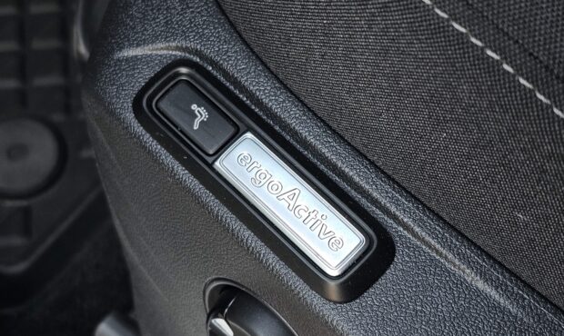 Миниатюра 27 Volkswagen Tiguan 2019