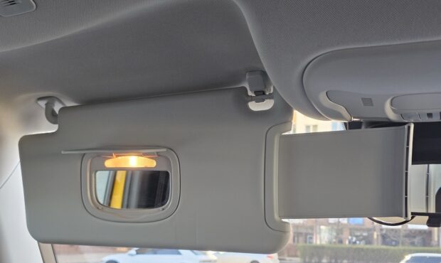 Миниатюра 28 Jeep Renegade 2018