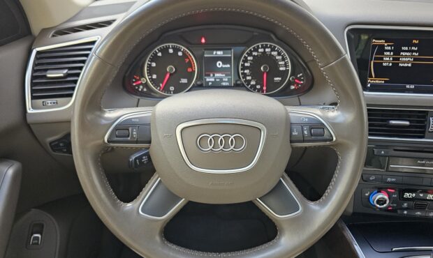 Мініатюра 31 Audi Q5 2016