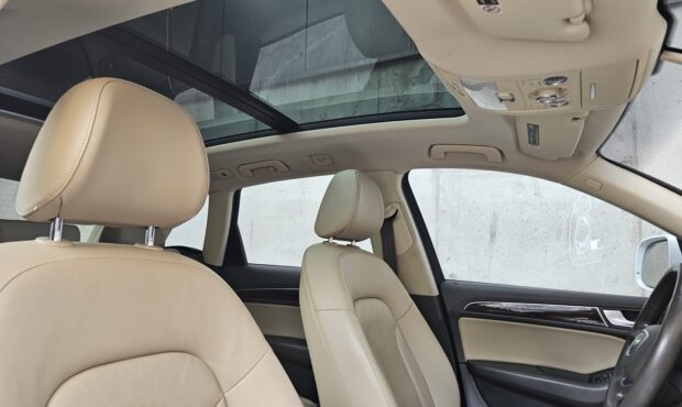 Мініатюра 44 Audi Q5 2016