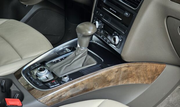 Мініатюра 45 Audi Q5 2016