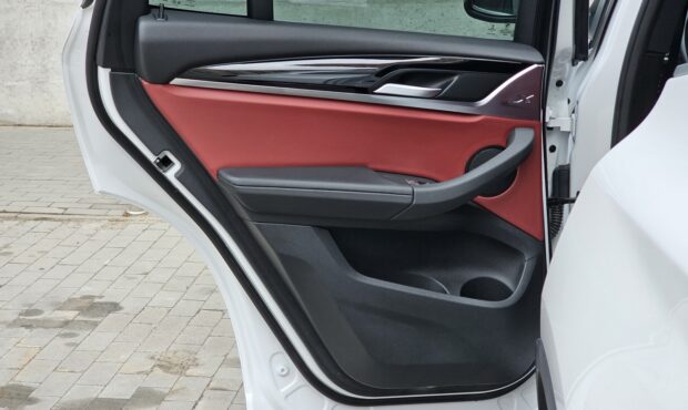 Миниатюра 54 BMW X3 2022