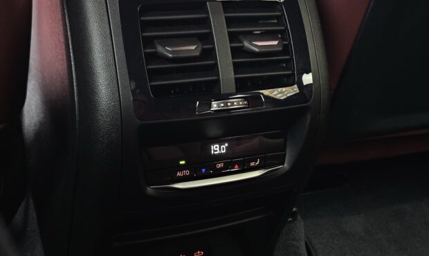 Миниатюра 56 BMW X3 2022