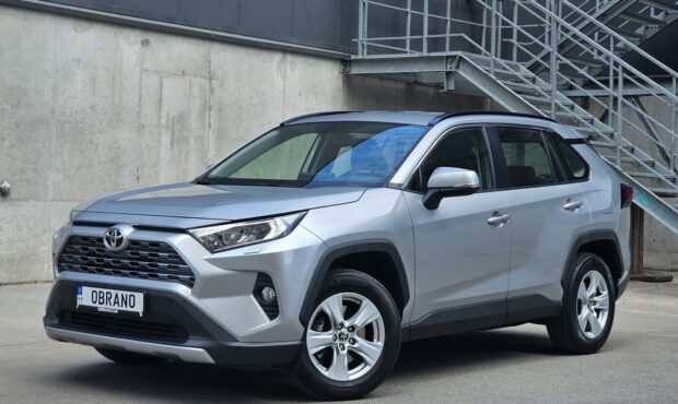 Миниатюра Toyota RAV4 2019