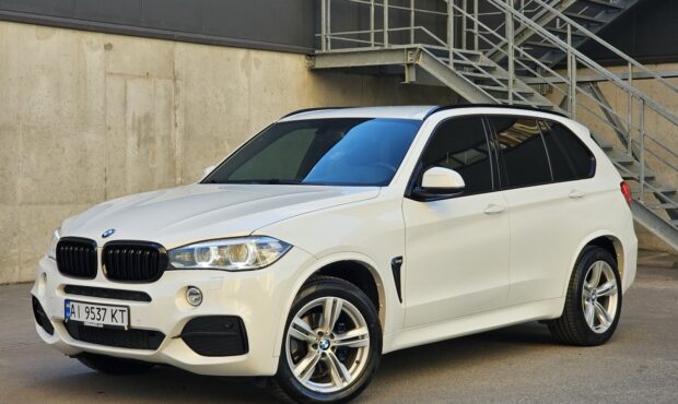 Миниатюра BMW X5 2015 2.0d M-Pack