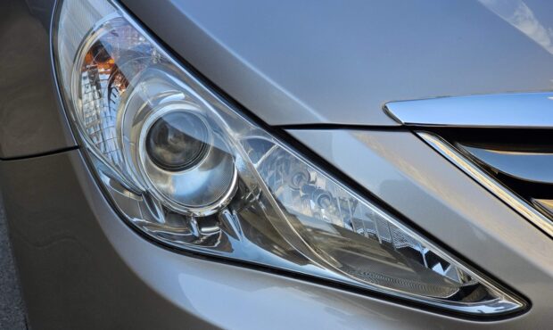 Миниатюра 11 Hyundai Sonata 2010