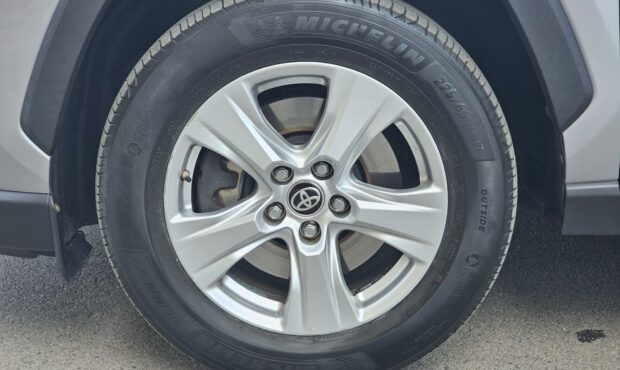 Миниатюра 11 Toyota RAV4 2019