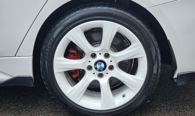 Миниатюра 20 BMW 335i xDrive 2015