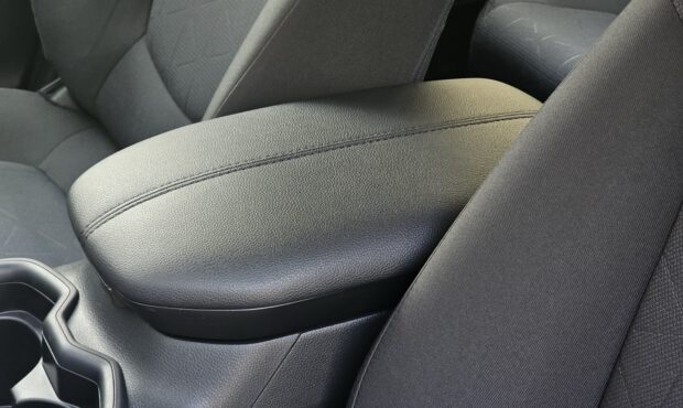 Миниатюра 28 Toyota RAV4 2019