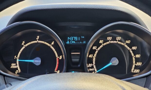 Миниатюра 27 Ford B-Max 1.5d 2014