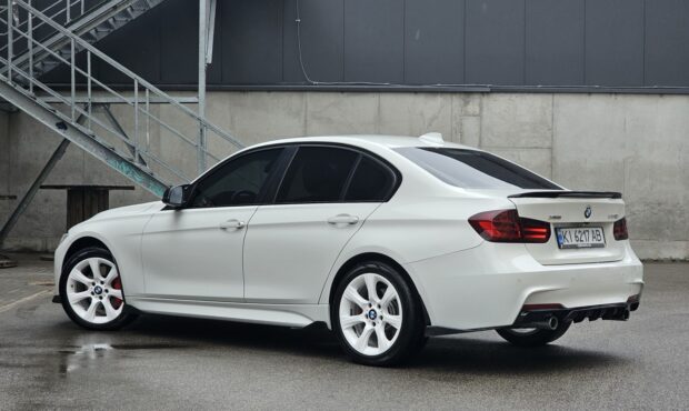 Миниатюра 3 BMW 335i xDrive 2015