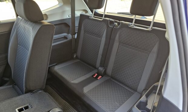 Миниатюра 34 Volkswagen Tiguan 2020