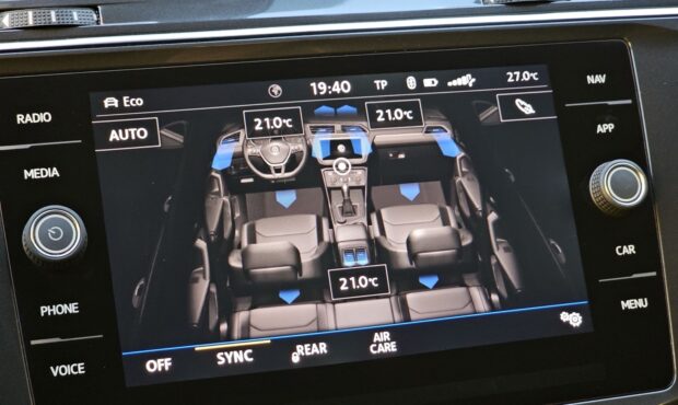 Миниатюра 43 Volkswagen Tiguan Allspace 2018