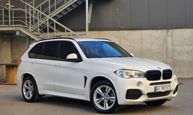 Миниатюра 7 BMW X5 2015 2.0d M-Pack