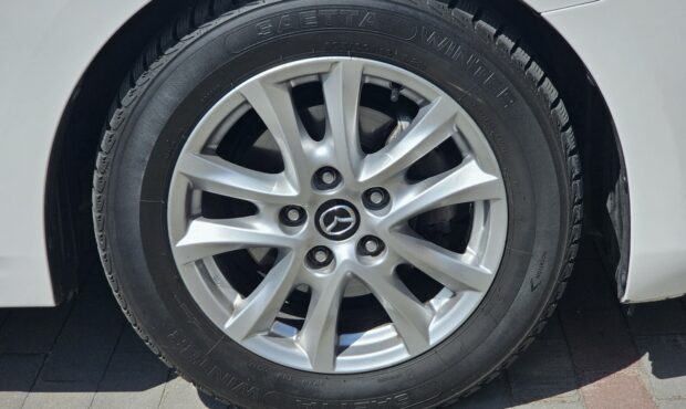 Миниатюра 9 Mazda 3 2017 Official