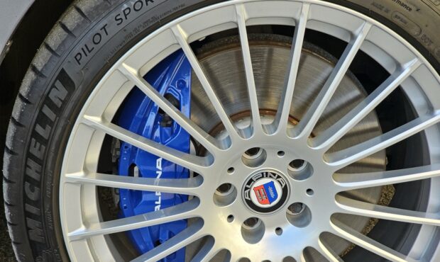 Миниатюра 23 BMW 5 2019 3.0