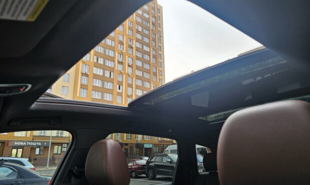 Миниатюра 26 Audi Q7 2016