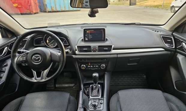 Миниатюра 37 Mazda 3 2013