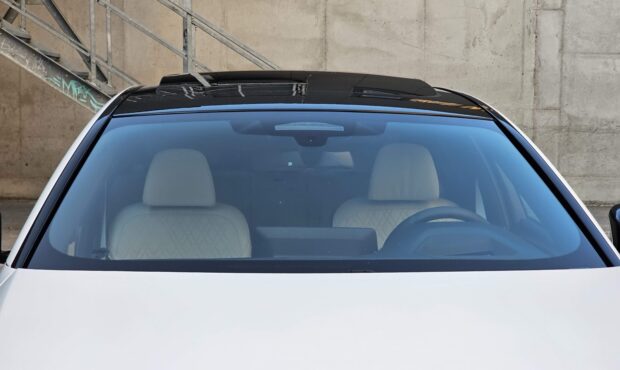 Миниатюра 32 BMW M550i xDrive 2020